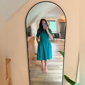Green textured midi dress